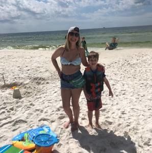 Meet your Posher, Whitney